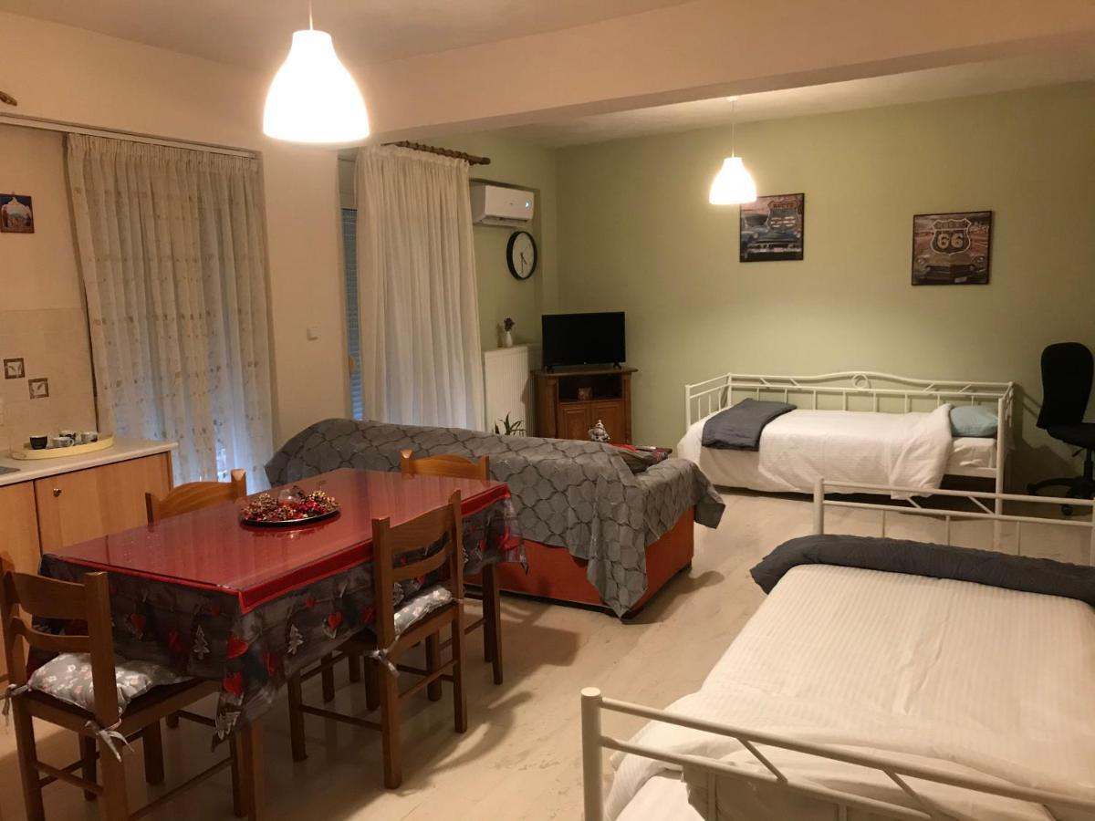 Διαμέρισμα 65 Τμ Στην Καρδιά Της Πόλης 트리폴리스 외부 사진